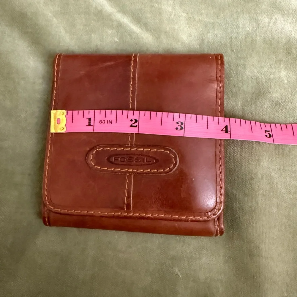 Fossil Brown Bifold Leather Wallet with Zipped Coin Slot on Backside